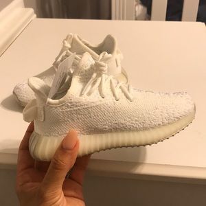 8k yeezys yeezy boost white cream color